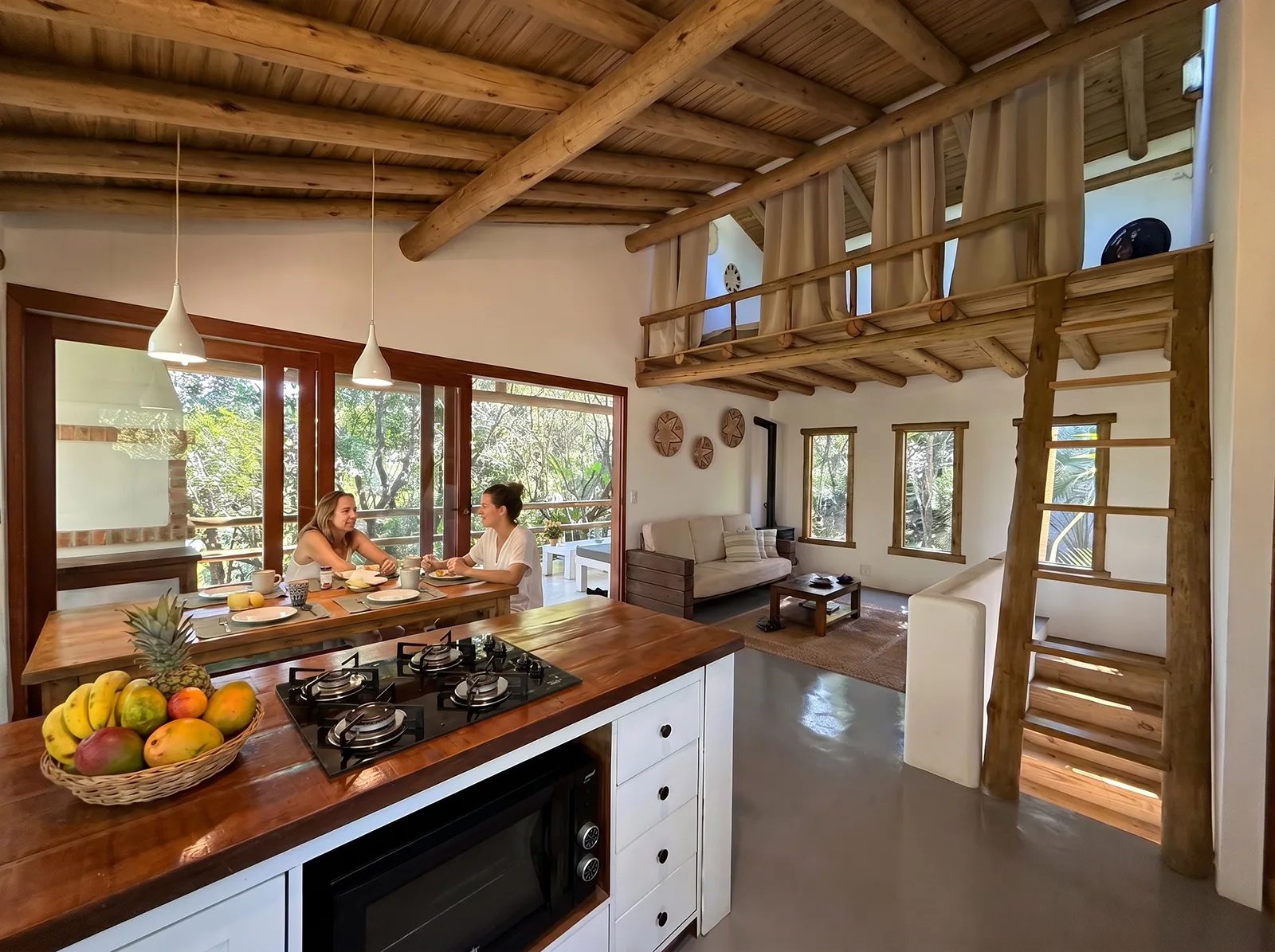Cozinha integrada · para conversas longas enquanto se limpa o peixe.
